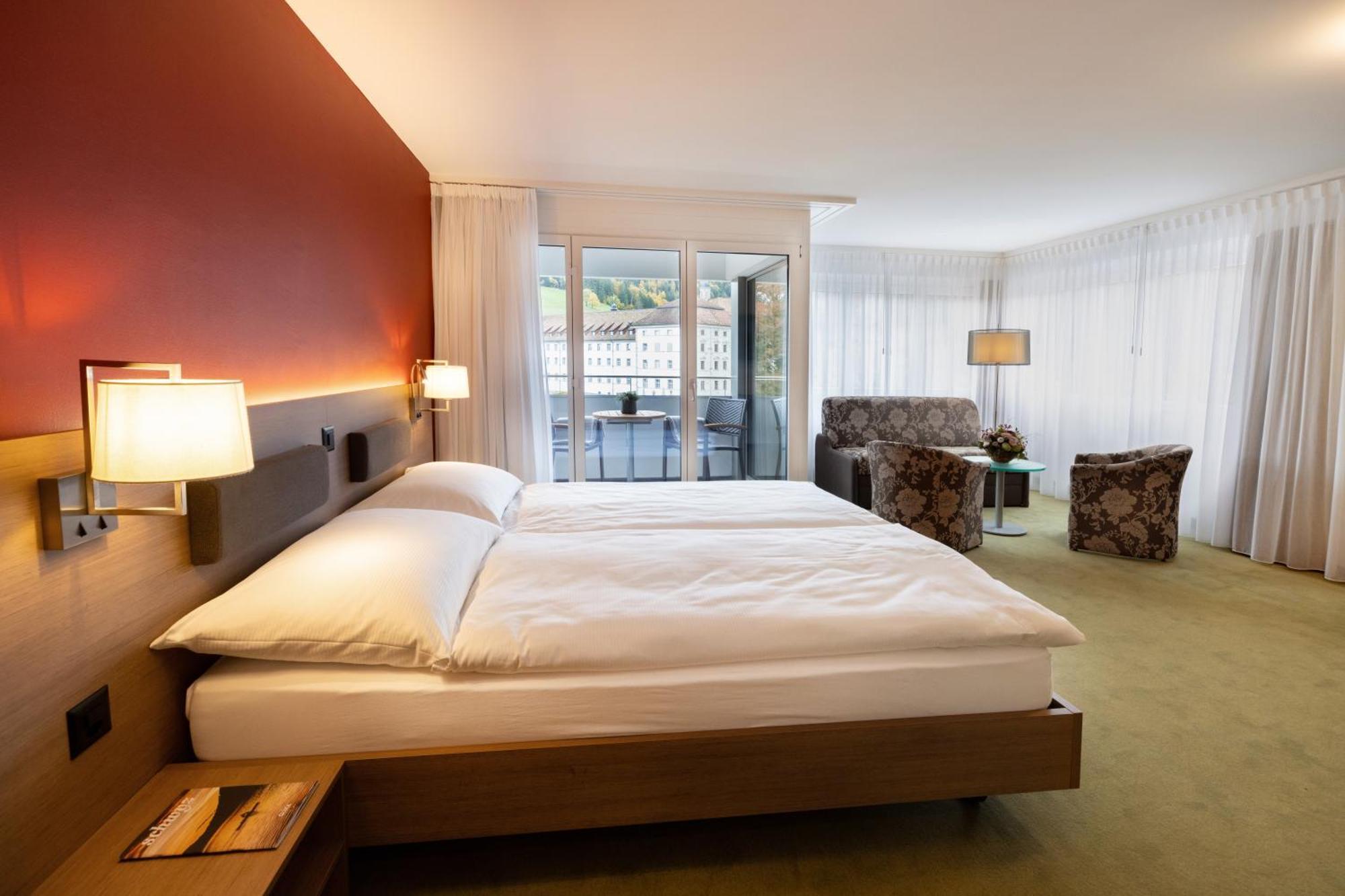 Hotel Drei Koenige Einsiedeln Exterior photo