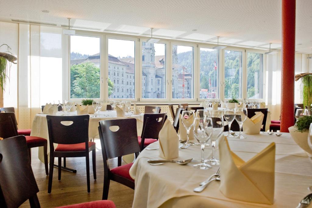 Hotel Drei Koenige Einsiedeln Exterior photo